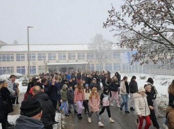 Osnovna škola dr. Jure Turića25e28252-a6d2-4101-a210-7590c91f2247