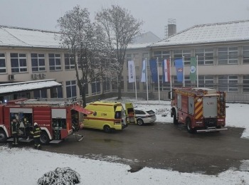 Osnovna škola dr. Jure Turića2c7b16d2-0873-4a54-aa4c-da0353ebb3dc