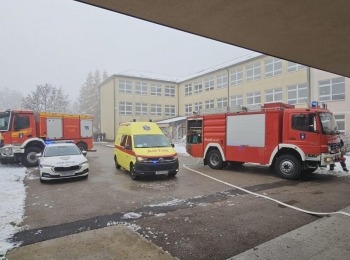 Osnovna škola dr. Jure Turića3e04b2b3-dd0f-49cb-80da-99245ef7cfee