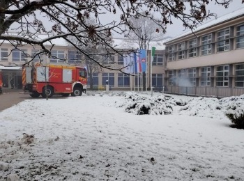Osnovna škola dr. Jure TurićaFa81fe4f-2276-46c8-b0bb-d59f720854ae