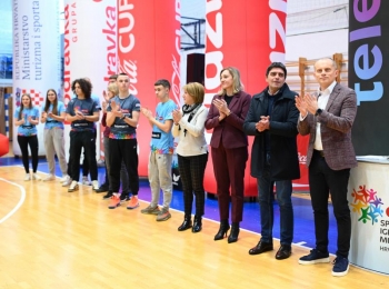 Osnovna škola dr. Jure TurićaZ72 8377