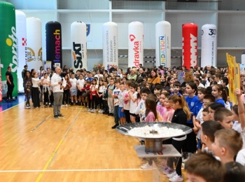 Osnovna škola dr. Jure TurićaZ72 8401