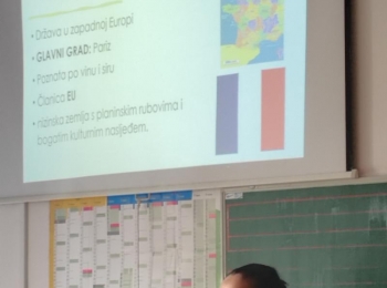 Osnovna škola dr. Jure TurićaD 2