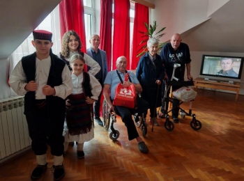 Osnovna škola dr. Jure Turića56af7e70-0f4e-4cc0-b8d7-4645a28f08d2