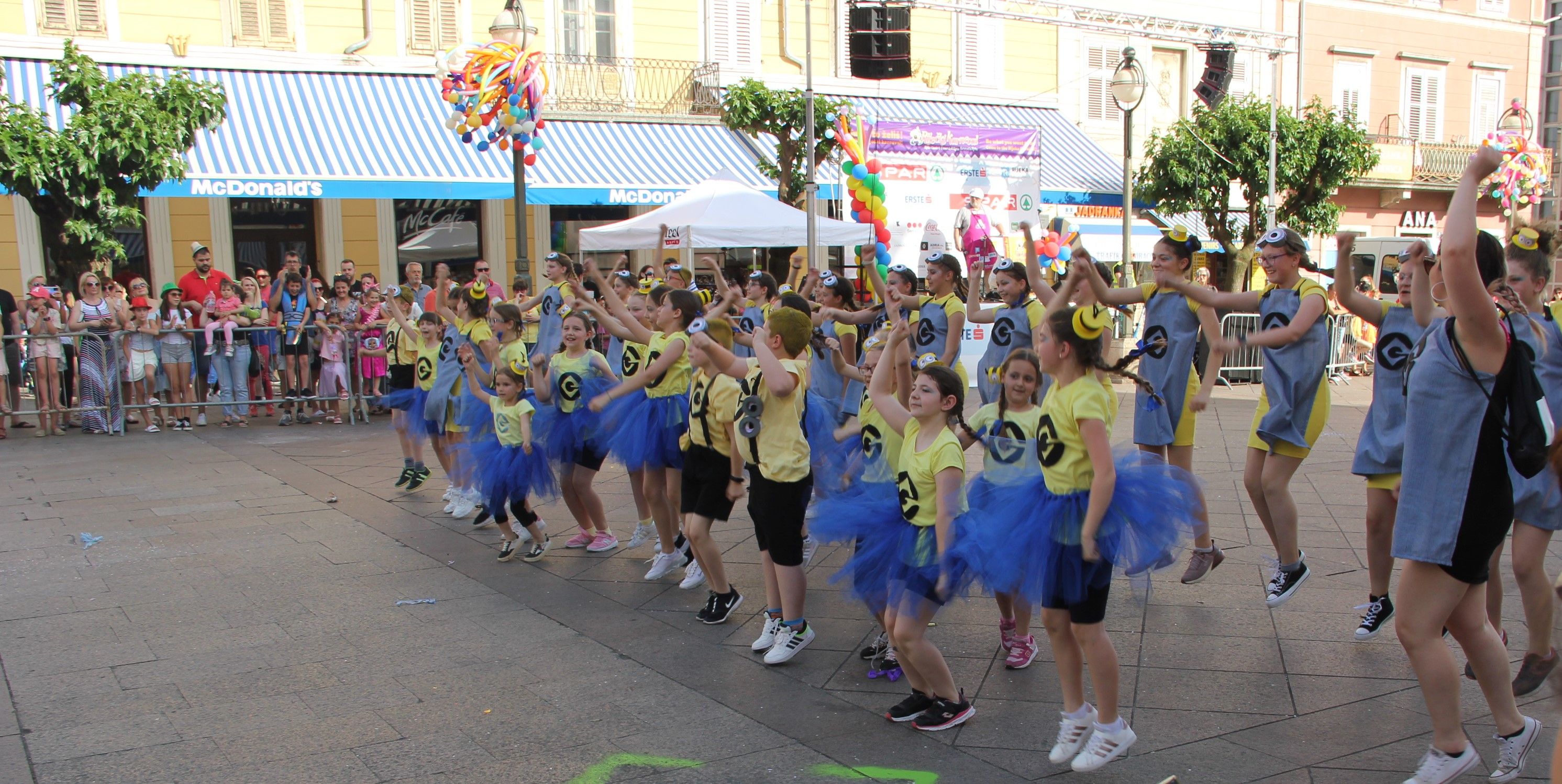 Učenici naše škole sudjelovali na Dječjoj karnevalskoj povorci u Rijeci