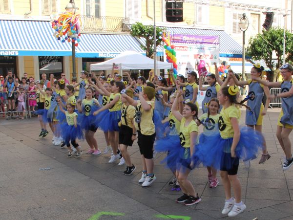 Učenici naše škole sudjelovali na Dječjoj karnevalskoj povorci u Rijeci