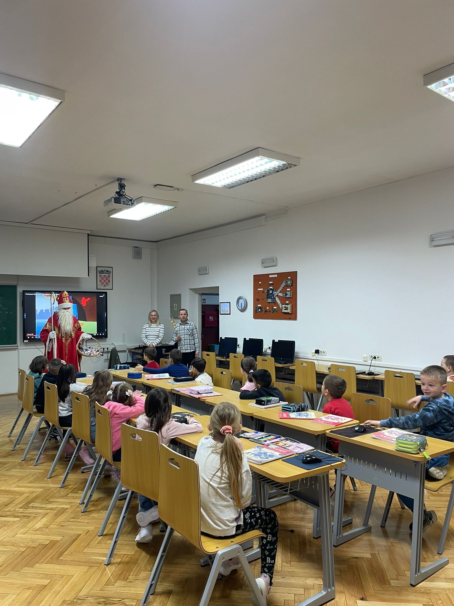 Posjet svetog Nikole našoj školi